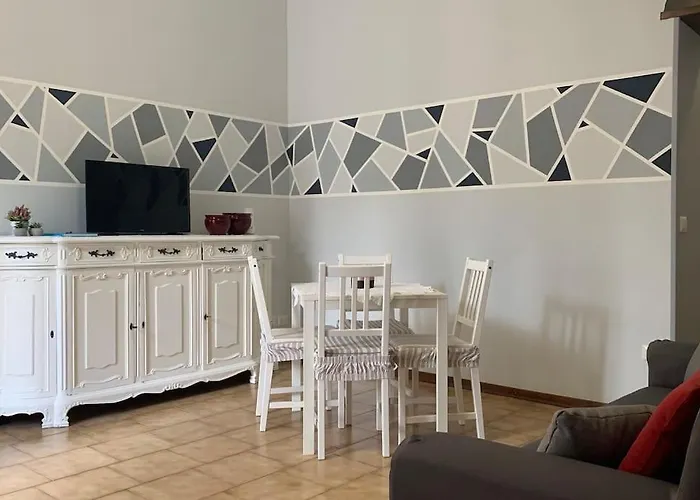 La Casa Del Nonno Апартаменты Оменья